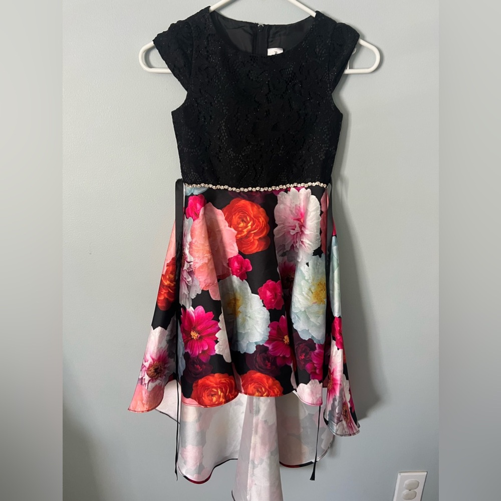 Little girls floral party dress
